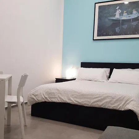 Alyssa House Nápoly