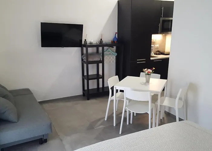 Alyssa House 4* Naples